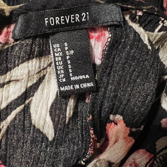 🖤💕EUC- SUPER CUTE FOREVER 21 BLACK HALTER FLORAL DRESS SZ S🖤💕 - Picture 5 of 7